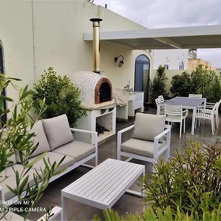 A Place In The Sun Διαμέρισμα Xewkija